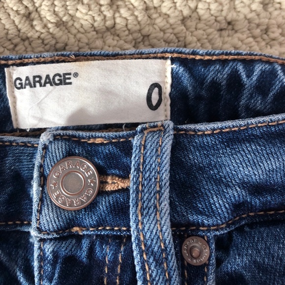 Garage mom jeans NWOT - Picture 4 of 4
